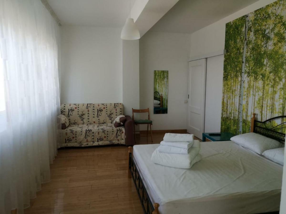 The Place Astana Hostel Exterior foto